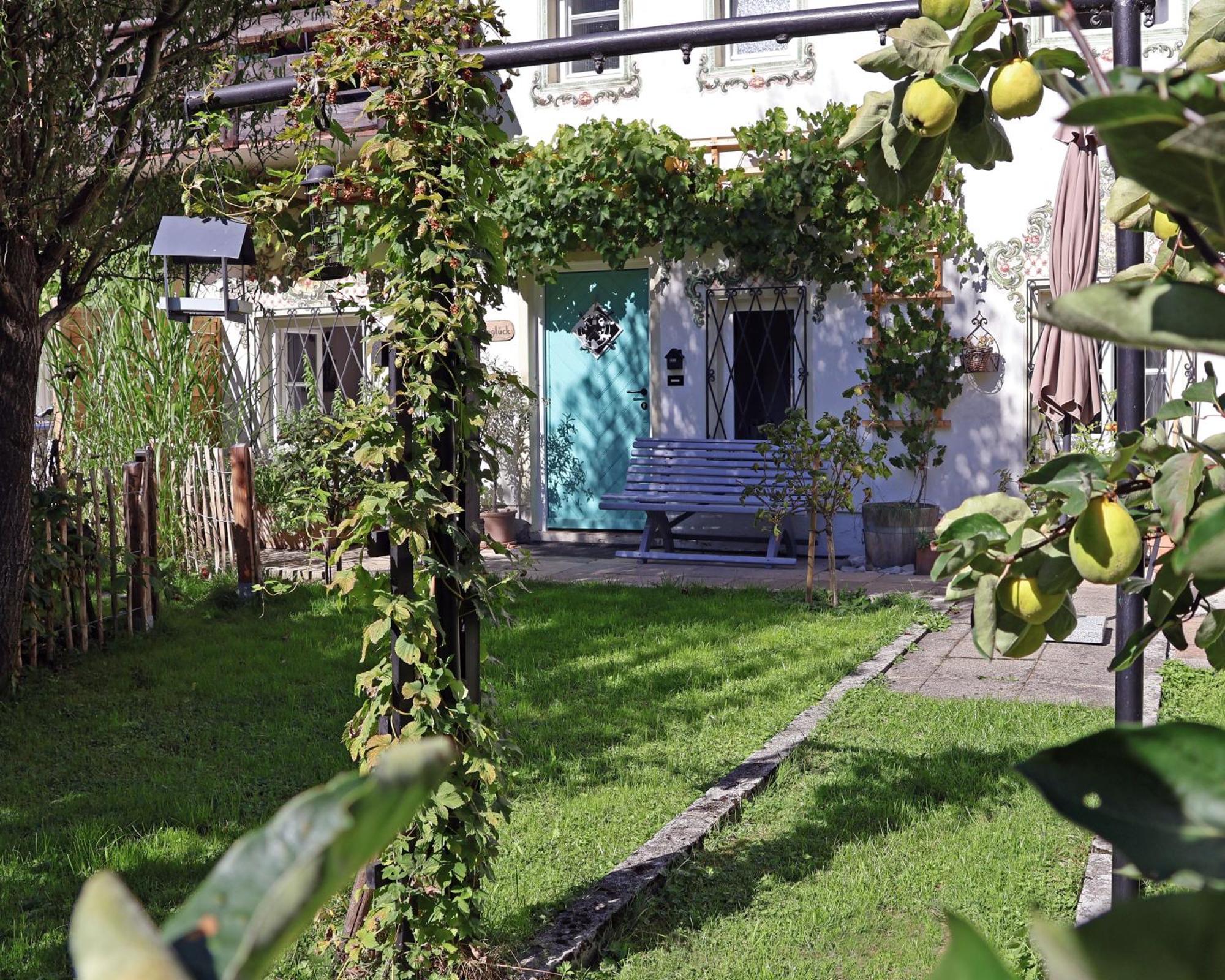 Ferienwohnung Gartenglueck Траунщайн Екстериор снимка
